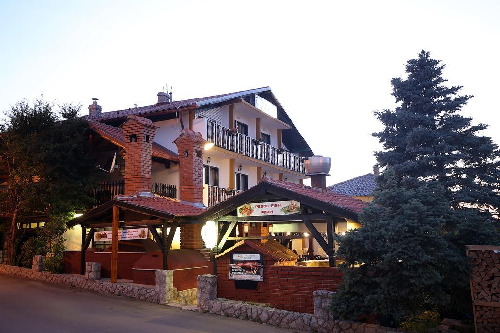 Guest House Zeba & Riviera Сило Экстерьер фото